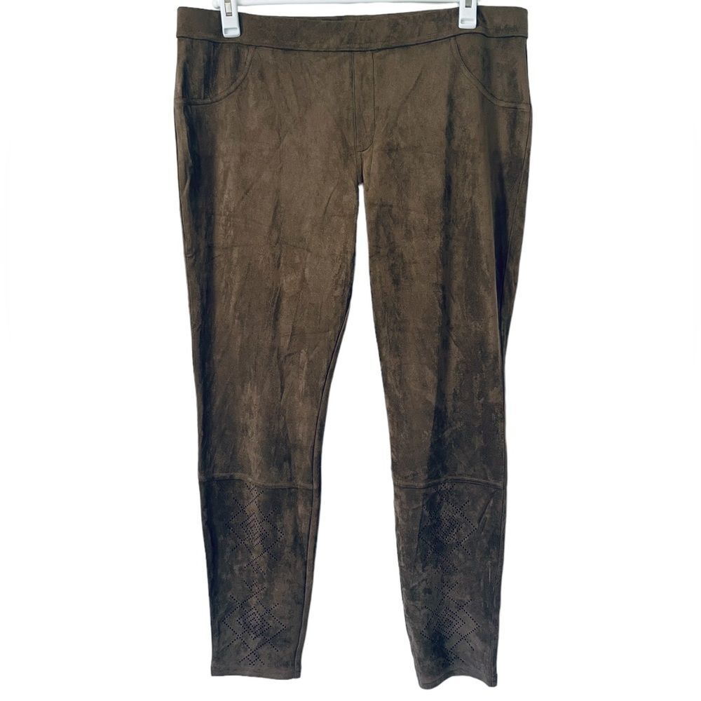 HUE Laser Cut Microsuede‎ Leggings in Artichoke, NWT Woman’s Size XL (16-18)